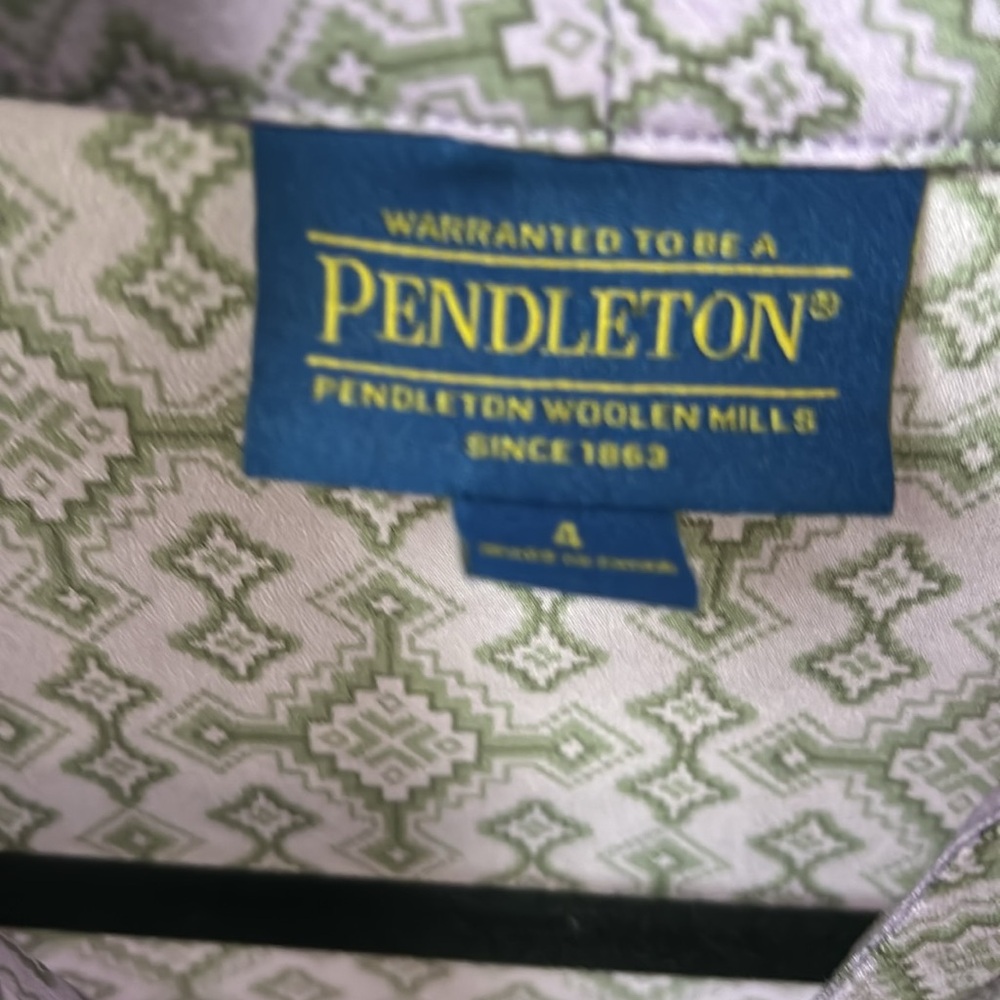 Pendleton Lavender Aztec‎ Southwest Print Button Up Women’s Shirt Sz 4 - Picture 5 of 7
